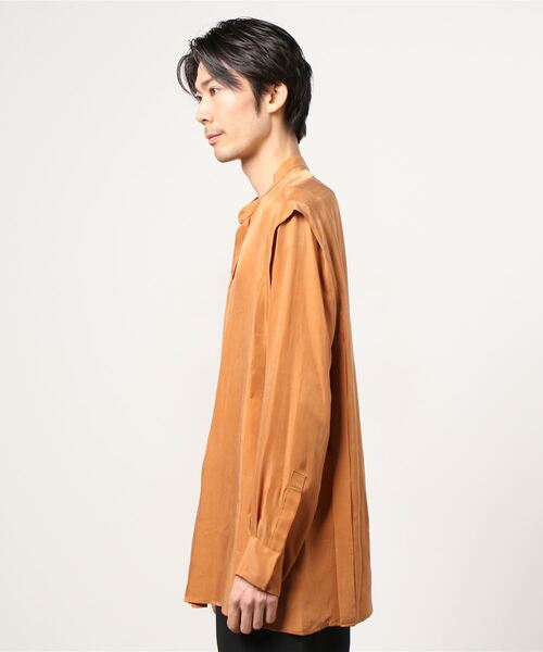 KAZUYUKI KUMAGAI ATTACHMENT（カズユキクマガイアタッチメント）の「CUPRA TWILL L/S BAND COLLAR SHIRT（シャツ/ブラウス・メンズ・ブルー/オレンジ/ブラック・1/2/3）」の4枚目の写真