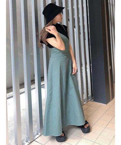 MURUA(ムルーア)の「ボンディングフレンチスリーブトップス(Tシャツ/カットソー・レディース・ブラック/モカ/ホワイト/ライトブルー・FREE)」の13枚目の写真