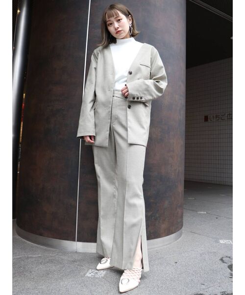 MURUA(ムルーア)の「ボンディングフレンチスリーブトップス(Tシャツ/カットソー・レディース・ブラック/モカ/ホワイト/ライトブルー・FREE)」の17枚目の写真