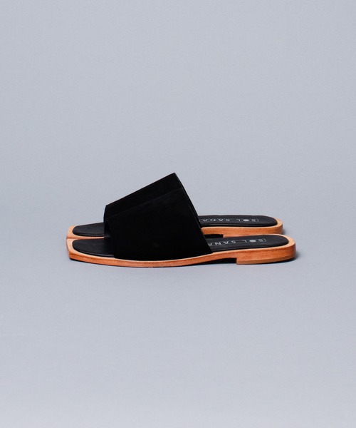 SOL SANA（ソルサナ）の「【 SOLSANA / ソルサナ】 Madonna Slide Flat Sandals /マドンナ スライド フラット サンダル（サンダル・レディース・ブラック/ブラウン・38/36/37）」の4枚目の写真