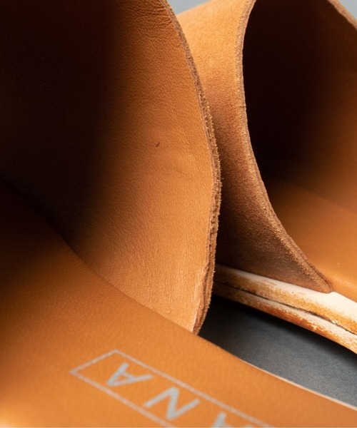 SOL SANA（ソルサナ）の「【 SOLSANA / ソルサナ】 Madonna Slide Flat Sandals /マドンナ スライド フラット サンダル（サンダル・レディース・ブラック/ブラウン・38/36/37）」の12枚目の写真