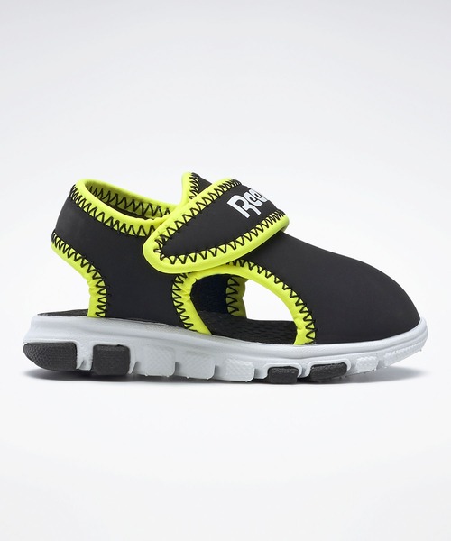 Reebok(リーボック)の「ウェーブ グライダー III サンダル / Wave Glider III Sandals(サンダル・キッズ・ブラック×イエロー/ネイビー・130/150/160/120/140)」の6枚目の写真