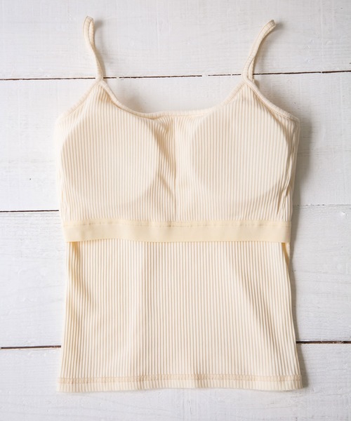 rectangle（レクタングル）の「カップ付バックオープンキャミ（キャミソール・レディース・ブラック/ベージュ/パープル/オフホワイト・FREE）」の6枚目の写真