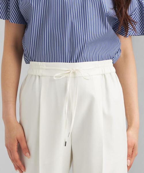 green label relaxing（グリーンレーベルリラクシング）の「CS シャーク ドロスト センタープレス ワイド パンツ <ホワイト>（その他パンツ・レディース・オフホワイト・40/38/36）」の5枚目の写真
