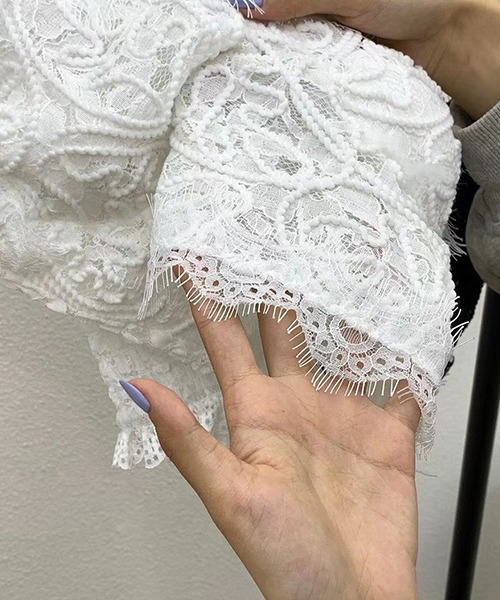 c.u.l(シーユーエル)の「【c.u.l】カップ付き レースクロップドキャミソール culu150(キャミソール・レディース・ホワイト/ブラック・FREE)」の18枚目の写真