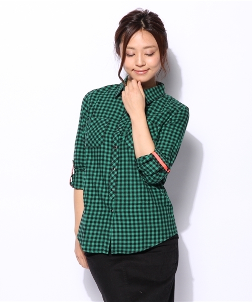 GIORDANO（ジョルダーノ）の「[GIORDANO]ギンガムチェックフランネルシャツ（シャツ/ブラウス・レディース・ホワイト/グリーン/ブルー/レッド/ブルー系その他/ブラック系その他・LARGE/MEDIUM）」の4枚目の写真