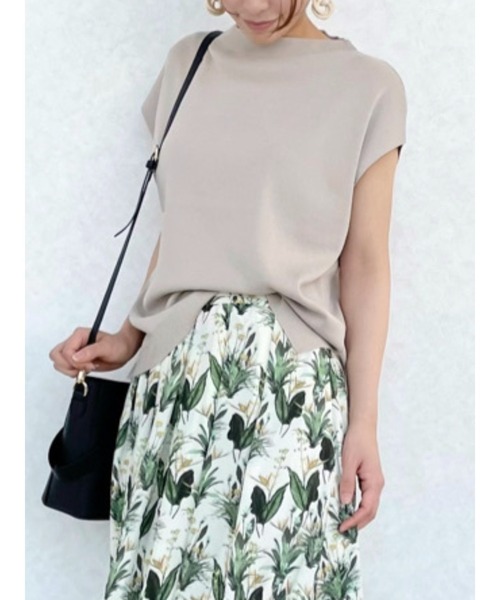 Te chichi TERRASSE（テチチテラス）の「ボトルネックフレンチスリーブプルオーバー（ニット/セーター・レディース・オフホワイト/カーキ/グレー/ネイビー・ﾌﾘ-）」の2枚目の写真