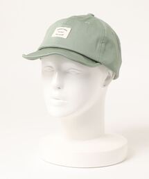 ロゴネーム付キャップ