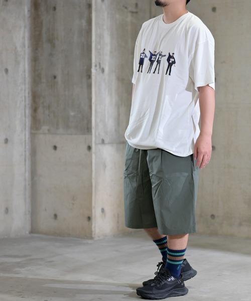 JOHN'S CLOSET（ジョンズクローゼット）の「【12】〔THE BEATLES/ザ・ビートルズ〕BEATLES HELPオーバーサイズTシャツ（Tシャツ/カットソー・メンズ・オフホワイト/チャコール・MEDIUM/LARGE）」の11枚目の写真