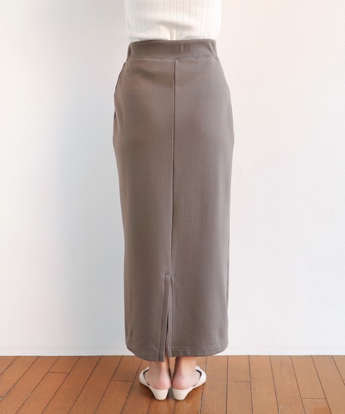 andme（アンドミー）の「裏毛スウェットロングスカート（スカート・レディース・ブラック/ブラウン系その他/ベージュ系その他・M/L）」の12枚目の写真