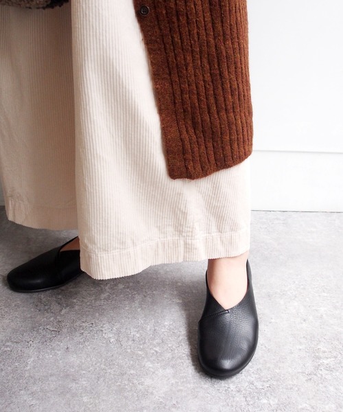 cava cava（サヴァサヴァ）の「柔らかスリッポン　/ cava cava (サヴァサヴァ)（スリッポン・レディース・ブラック/グレー・22.5cm/23.5cm/23.0cm/24.0cm/24.5cm）」の2枚目の写真