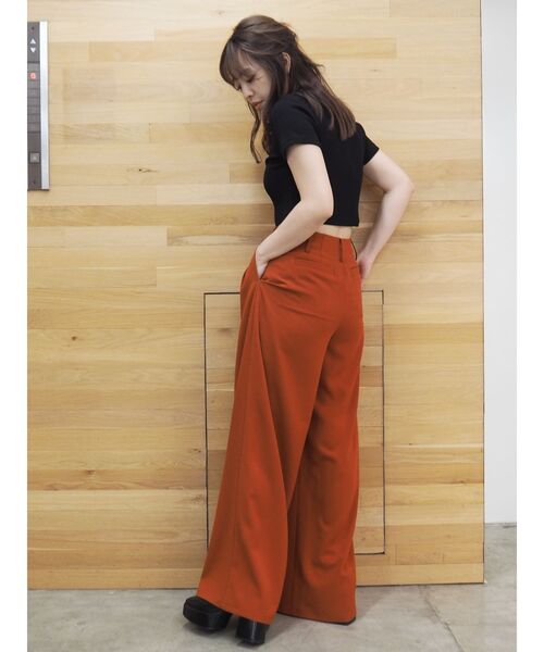 EVRIS（エヴリス）の「ジョーゼットワイドパンツ（その他パンツ・レディース・ブラック/オレンジ/アイボリー・SMALL/MEDIUM）」の5枚目の写真