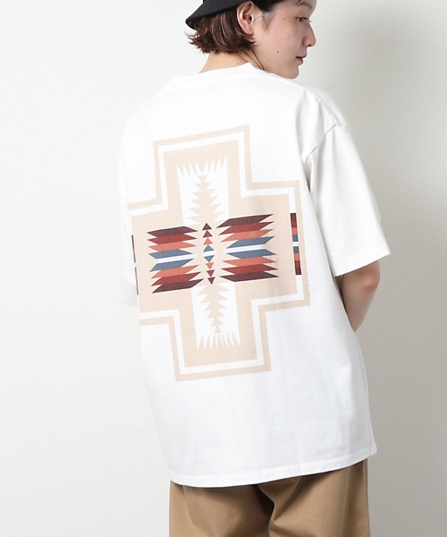 PENDLETON（ペンドルトン）の「【 PENDLETON / ペンドルトン 】 UNISEX HARDING T-shirt  ハーディング ユニセックス 半袖Tシャツ バックプリント MNY（Tシャツ/カットソー・メンズ・ベージュ/ホワイト/グレイッシュベージュ/ブラック・L/M/XL）」の2枚目の写真