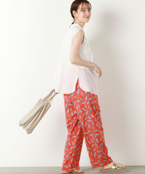 Rie Miller（リエミラー）の「ミラクルウェーブスタンドフリル2WAYブラウス（シャツ/ブラウス・レディース・レッド/オフホワイト/グリーン・38）」の15枚目の写真