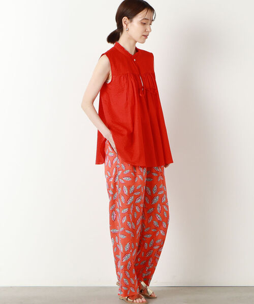 Rie Miller（リエミラー）の「ミラクルウェーブスタンドフリル2WAYブラウス（シャツ/ブラウス・レディース・レッド/オフホワイト/グリーン・38）」の11枚目の写真