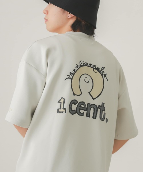 Mark Gonzales（マーク・ゴンザレス）の「『別注』Mark Gonzales × SOP　マークゴンザレスTシャツ(5分袖)（Tシャツ/カットソー・メンズ・ホワイト/チャコールグレー/ベージュ/オフホワイト/ダークグレー/ライトベージュ/パープル/パープル系その他・MEDIUM/LARGE）」の6枚目の写真