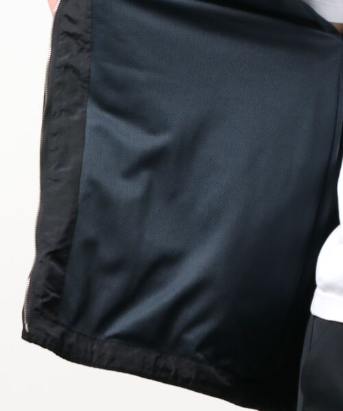 Bou Jeloud(ブージュルード)の「ワッシャータフタ シャーリングジャケット(ブルゾン・レディース・ブラック/カーキ/マスタード・38)」の8枚目の写真