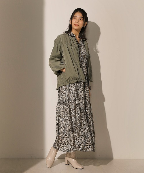 Bou Jeloud(ブージュルード)の「ワッシャータフタ シャーリングジャケット(ブルゾン・レディース・ブラック/カーキ/マスタード・38)」の6枚目の写真