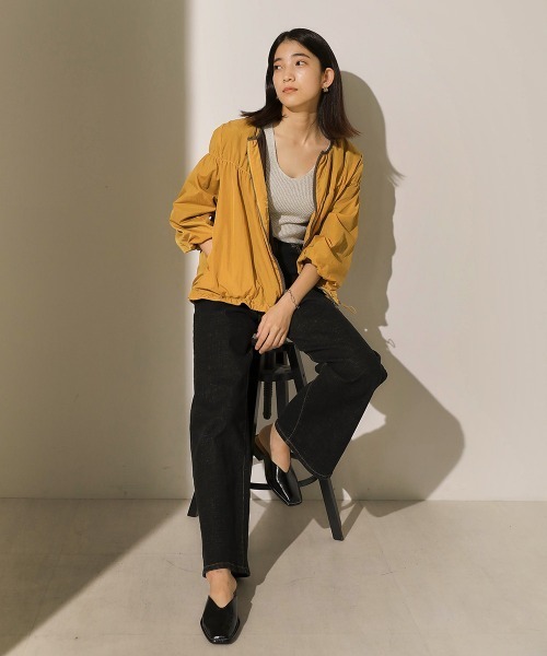 Bou Jeloud(ブージュルード)の「ワッシャータフタ シャーリングジャケット(ブルゾン・レディース・ブラック/カーキ/マスタード・38)」の11枚目の写真