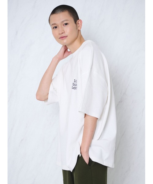 COTORICA（コトリカ）の「エンブロイダリースーパールーズT（Tシャツ/カットソー・メンズ・オフホワイト/マスタード/ブラック・LARGE/MEDIUM）」の18枚目の写真