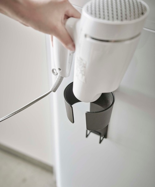 tower（タワー）の「tower（タワー）マグネットドライヤーホルダー（バス/トイレグッズ・レディース・ホワイト/ブラック・ONE SIZE）」の9枚目の写真