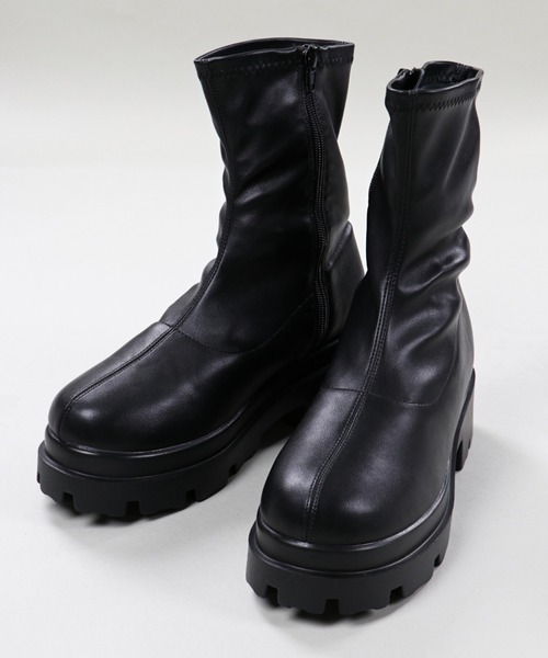 SPINNS（スピンズ）の「【BEST HITアイテム】ストレッチ厚底ショートブーツ（ブーツ・レディース・ブラック/アイボリー/ホワイト・LL/M/L）」の14枚目の写真