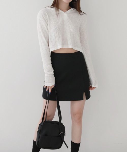 by muni:r(バイ ムニール)の「バックルスクエアミニショルダーバッグ(ショルダーバッグ・レディース・ブラック/ブラウン/アイボリー・ONE SIZE)」の10枚目の写真