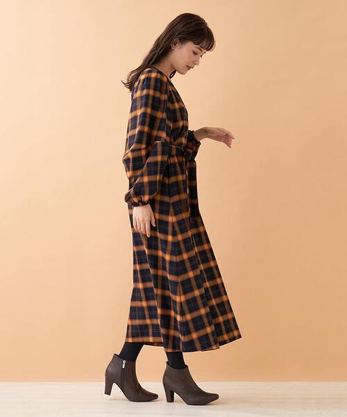 en recre(アンレクレ)の「チェックロングワンピ-ス(ワンピース・レディース・ブラック/ダークネイビー・2)」の7枚目の写真