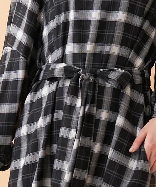 en recre(アンレクレ)の「チェックロングワンピ-ス(ワンピース・レディース・ブラック/ダークネイビー・2)」の19枚目の写真