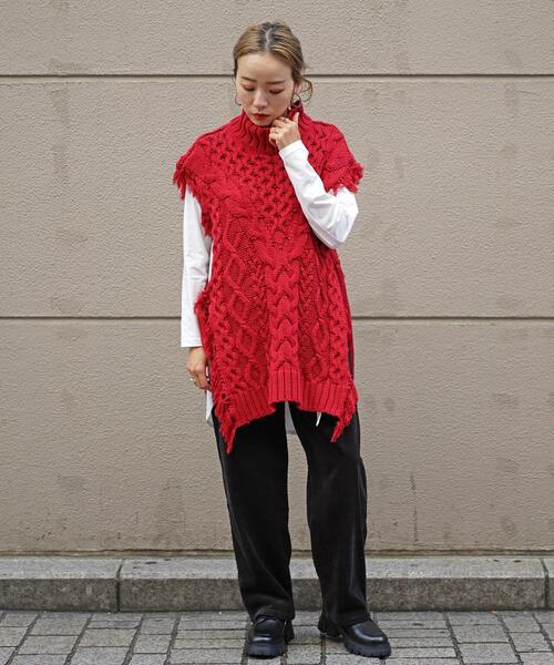 AULA AILA（アウラアイラ）の「AULA AILA（アウラ アイラ）別注ニットベスト（ベスト・レディース・ベージュ/レッド・0）」の8枚目の写真