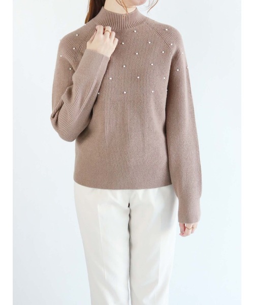 Te chichi(テチチ)の「片畦パールドットスタンドカラーニット(ニット/セーター・レディース・オフホワイト/モカ/チャコール・フリ-)」の3枚目の写真