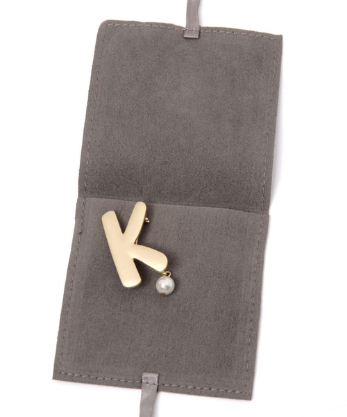 studio CLIP（スタディオクリップ）の「メタルアルファベットブローチ（ブローチ/コサージュ・レディース・その他3/その他2/その他4/その他5/その他1・FREE）」の13枚目の写真