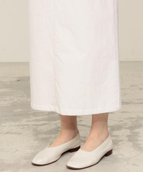 TOMORROWLAND (トゥモローランド)の「コットンストレッチ Iラインスカート(スカート・レディース・ホワイト/ベージュ/ライトグレー・36/34)」の13枚目の写真