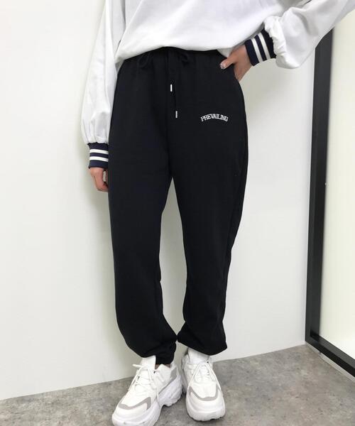 INGNI(イング)の「ロゴスウェットパンツ/A(その他パンツ・レディース・ブラック/オートミール/オフホワイト/グリーン系・FREE)」の2枚目の写真
