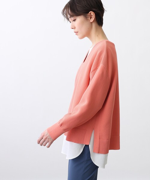 INDIVI(インディヴィ)の「◆【LLサイズ限定/2点セット/日本製/洗える】カットソー付Vネックニット(その他トップス・レディース・サックスブルー/ライトグリーン/ライトオレンジ系/チャコールグレー・19/13/15 )」の7枚目の写真