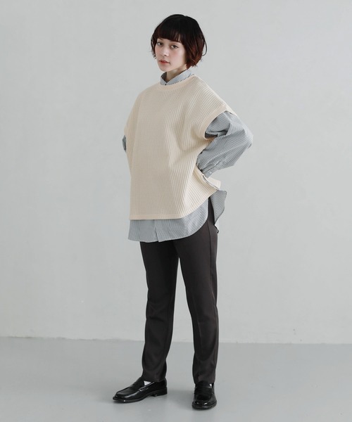 ETELIO（エテリオ）の「ビッグシルエットワッフルベスト（ベスト・メンズ・チャコール/サックスブルー/ブラック/アイボリー/テラコッタ/ネイビー・L/M/S）」の12枚目の写真