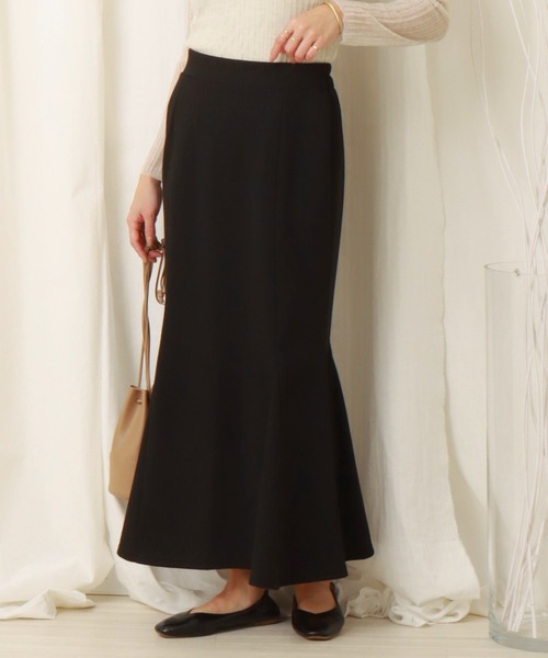 libelle more（リベル モア）の「ジャガードニットマーメイドスカート（スカート・レディース・ブラック/ピンク/ライム/グレイッシュベージュ・M/L）」の2枚目の写真