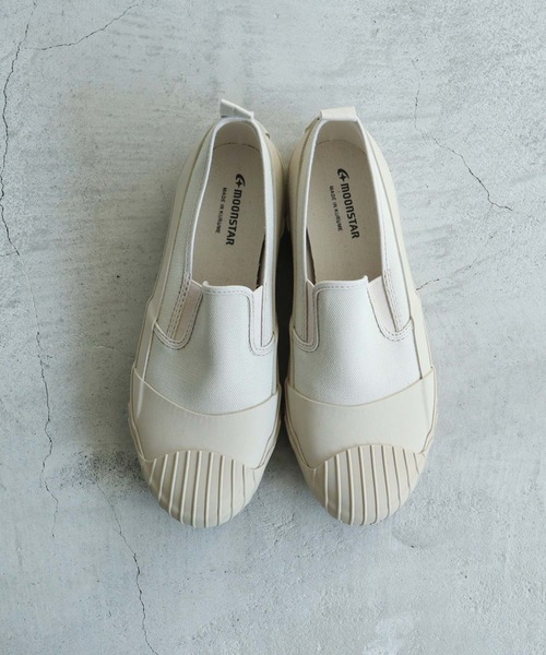 note et silence (ノートエシロンス)の「▲moon star LOW SLIP-ON(スリッポン・レディース・ブラック/ベージュ・23.0cm/24.0cm/27.0cm)」の20枚目の写真
