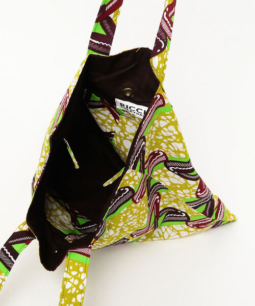 Ray BEAMS(レイビームス)の「RICCI EVERYDAY / バティック エコバッグ(トートバッグ・レディース・その他/その他1/その他2・ONE SIZE)」の11枚目の写真