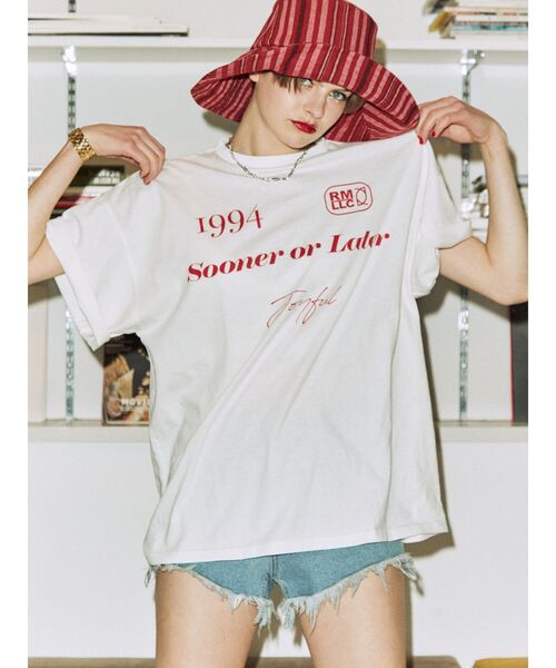 jouetie（ジュエティ）の「クラシックロゴ スーパーBIG Tシャツ（Tシャツ/カットソー・レディース・ブラック/レッド/オフホワイト・MEDIUM）」の2枚目の写真