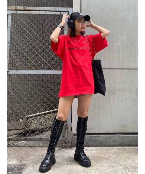 jouetie（ジュエティ）の「クラシックロゴ スーパーBIG Tシャツ（Tシャツ/カットソー・レディース・ブラック/レッド/オフホワイト・MEDIUM）」の5枚目の写真