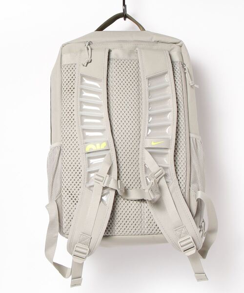 NIKE ナイキ UTILITY SPEED BKPKGFX SU22 バッグ DO6613 230STONE/ATOMGR（ボディバッグ
