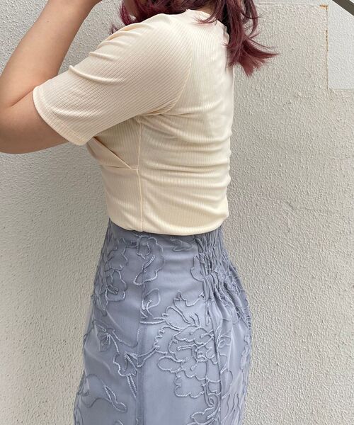 MAJESTIC LEGON(マジェスティックレゴン)の「Ladyカシュクールトップス(Tシャツ/カットソー・レディース・アイボリー/ラベンダー/サックスブルー・MEDIUM)」の15枚目の写真