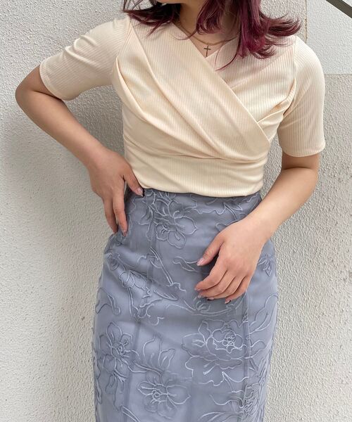 MAJESTIC LEGON(マジェスティックレゴン)の「Ladyカシュクールトップス(Tシャツ/カットソー・レディース・アイボリー/ラベンダー/サックスブルー・MEDIUM)」の14枚目の写真