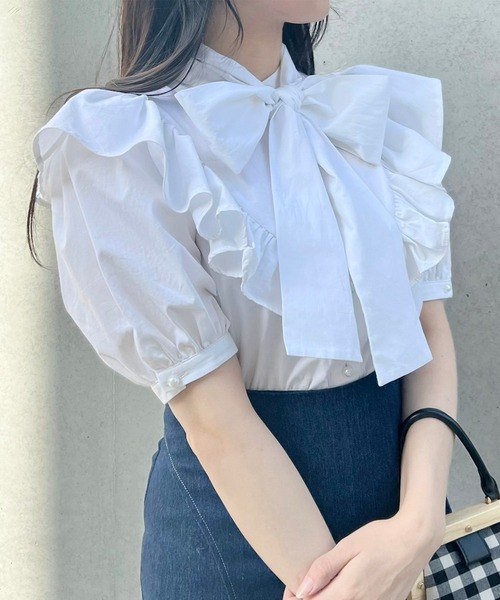 TITTY&CO.（ティティーアンドコー）の「【TITTY&CO.】ラッフルリボンブラウス（シャツ/ブラウス・レディース・ホワイト/マルチ・FREE）」の7枚目の写真