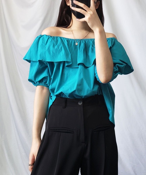 me+em select（ミームセレクト）の「【 ２ｗａｙ ／ ５色展開 】オフショルダーカラーフリルブラウス（シャツ/ブラウス・レディース・ホワイト/ピンク/イエロー/オレンジ/ブルー・FREE）」の10枚目の写真