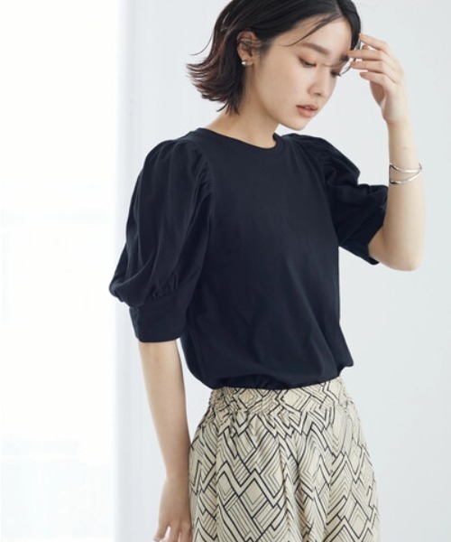 Green Parks(グリーンパークス)の「・SUGAR SPOON ボリュームスリーブTシャツ(Tシャツ/カットソー・レディース・ブラック/オフホワイト/サックスブルー/イエロー/グリーン・FREE)」の3枚目の写真