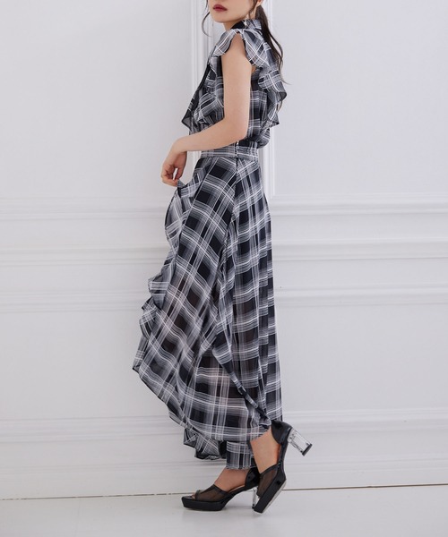 ANDGEEBEE（アンジービー）の「ラッフルフリルチェックスカート（スカート・レディース・ホワイト/ブラック・MEDIUM）」の4枚目の写真