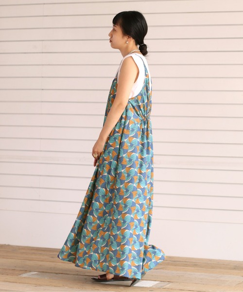 cepo（セポ）の「ジオメトリック柄キャミワンピース（ワンピース・レディース・オレンジ/ブルー・M）」の7枚目の写真