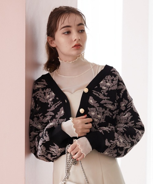 archives(アルシーヴ)の「フラワーJQ ニットカーディガン(カーディガン/ボレロ・レディース・アイボリー/ブラック/ブラウン・MEDIUM)」の3枚目の写真